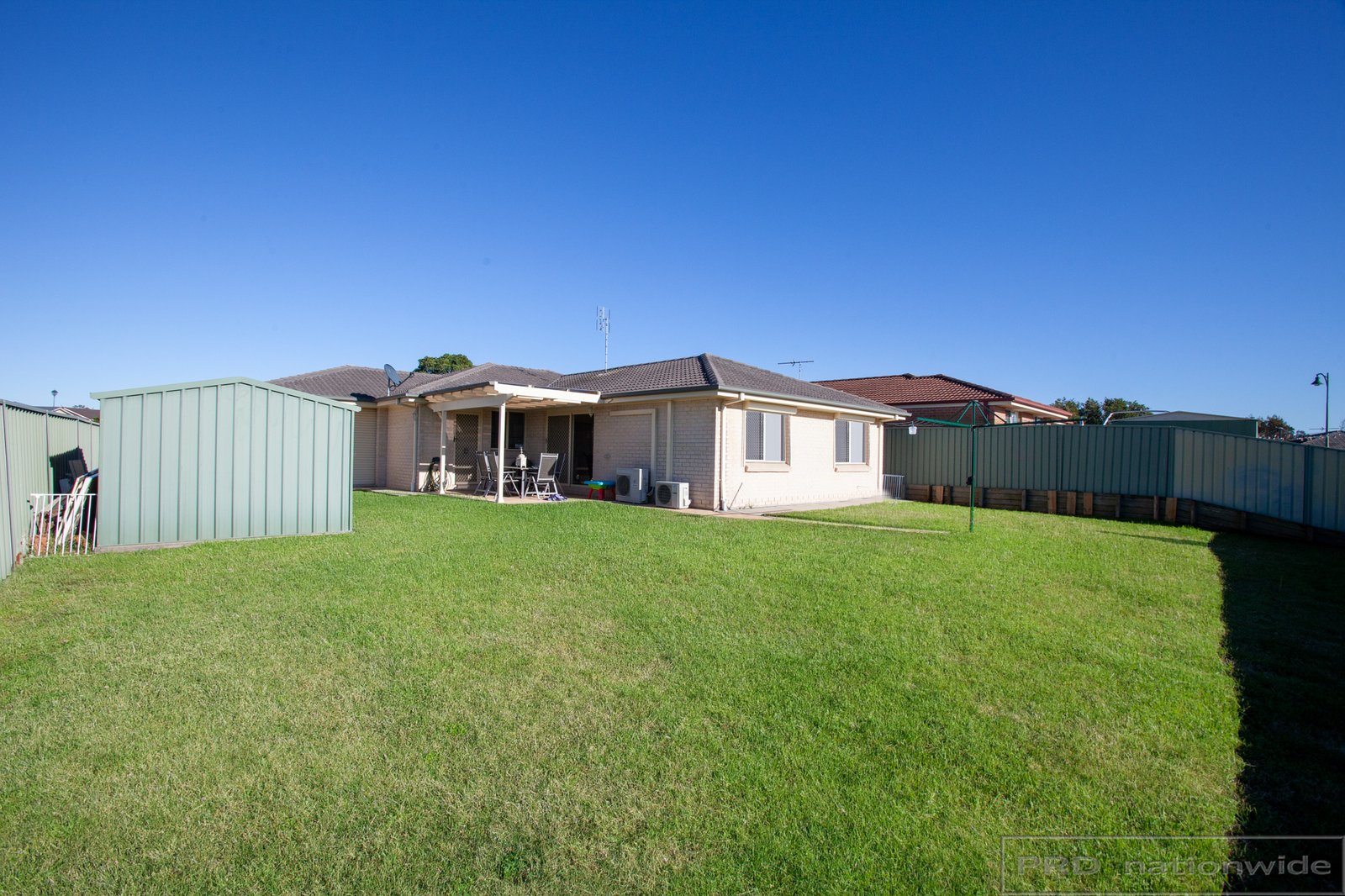 16 Somerset Drive THORNTON 18
