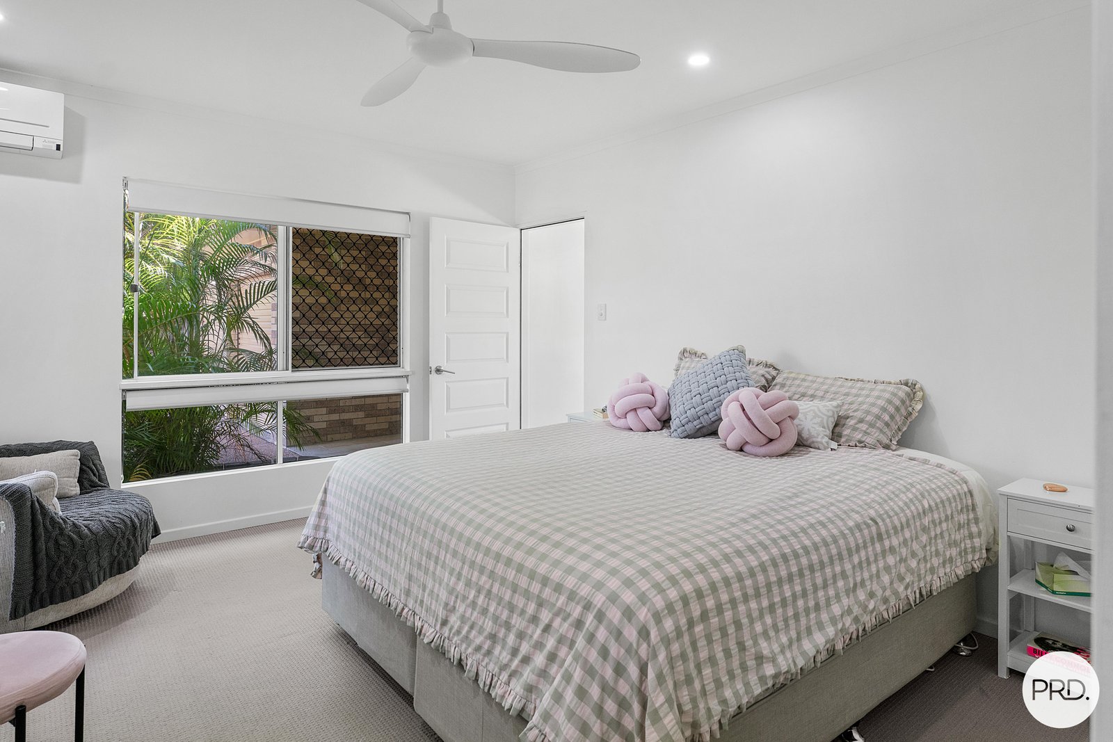 16 Spinnaker Way BUCASIA 13