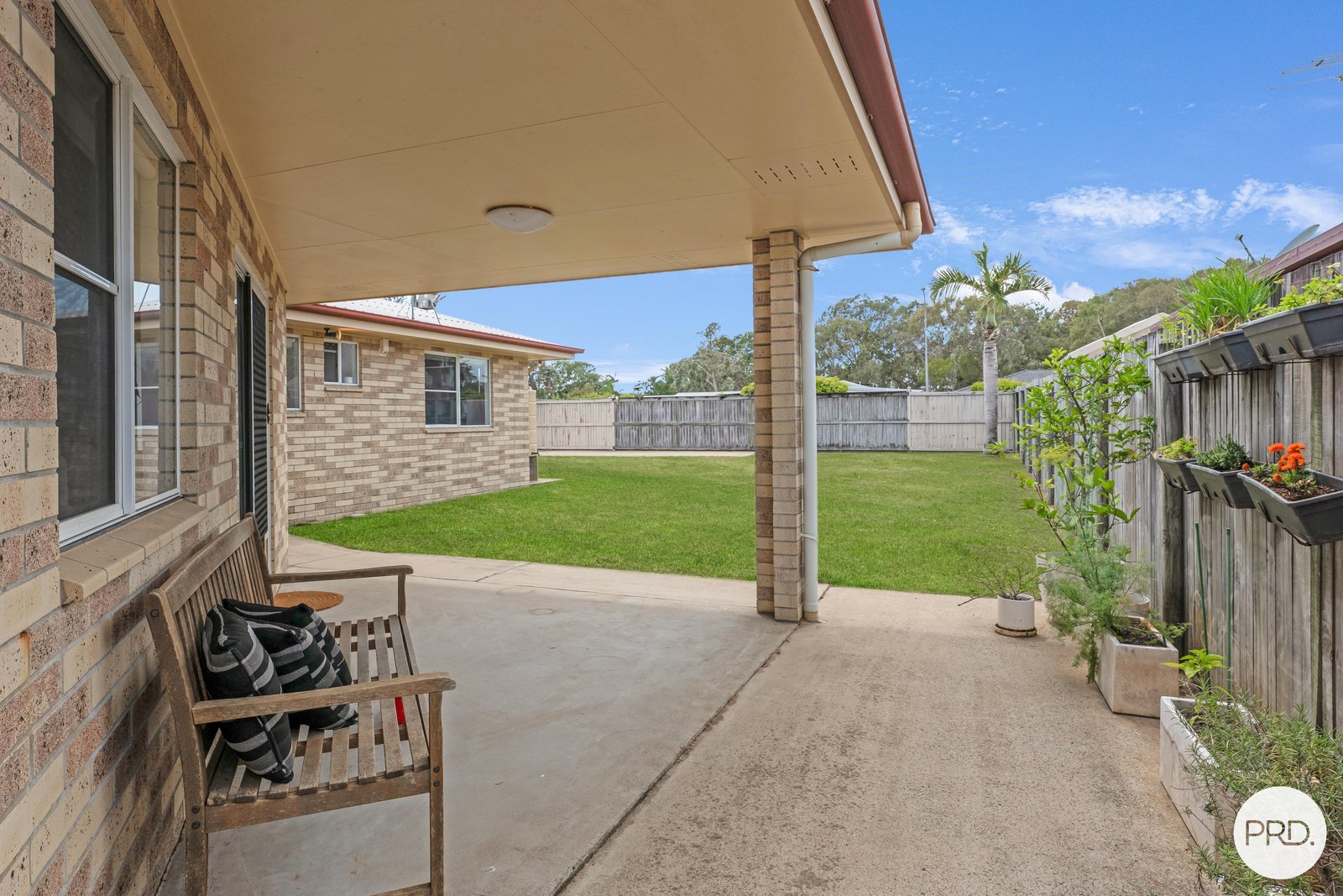 16 Spinnaker Way BUCASIA 27