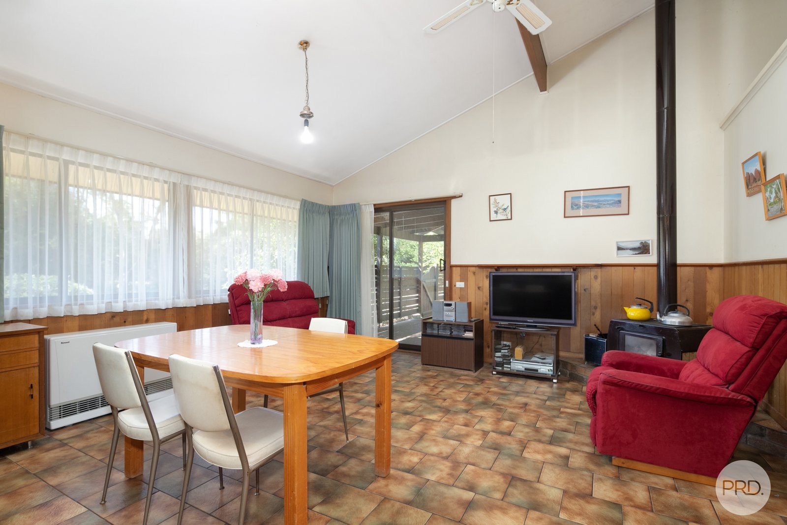 16 Springs Road BROWN HILL 10