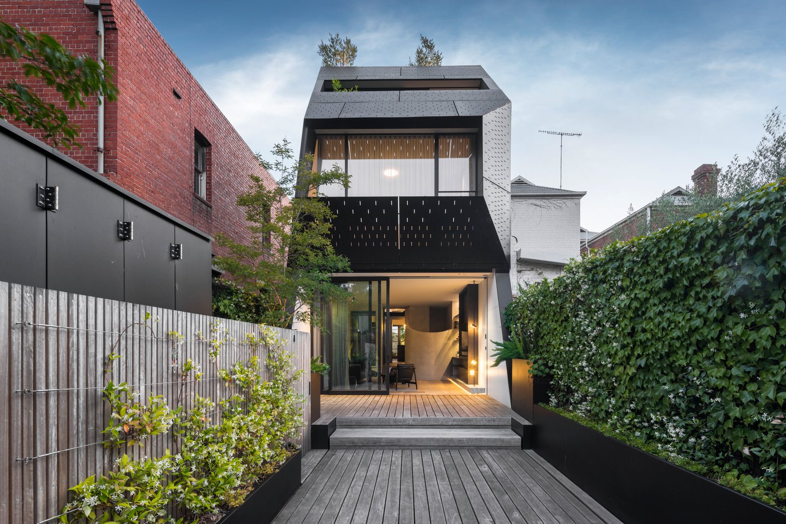 16 St Martins Lane, South Yarra, 3141