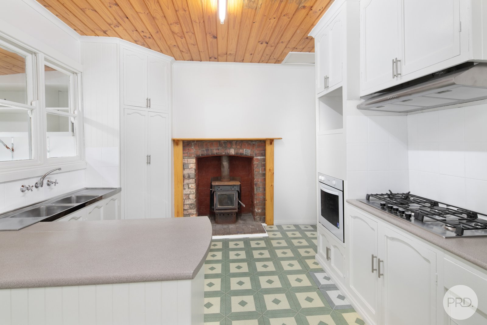 16 Stocks Street GOLDEN POINT 5