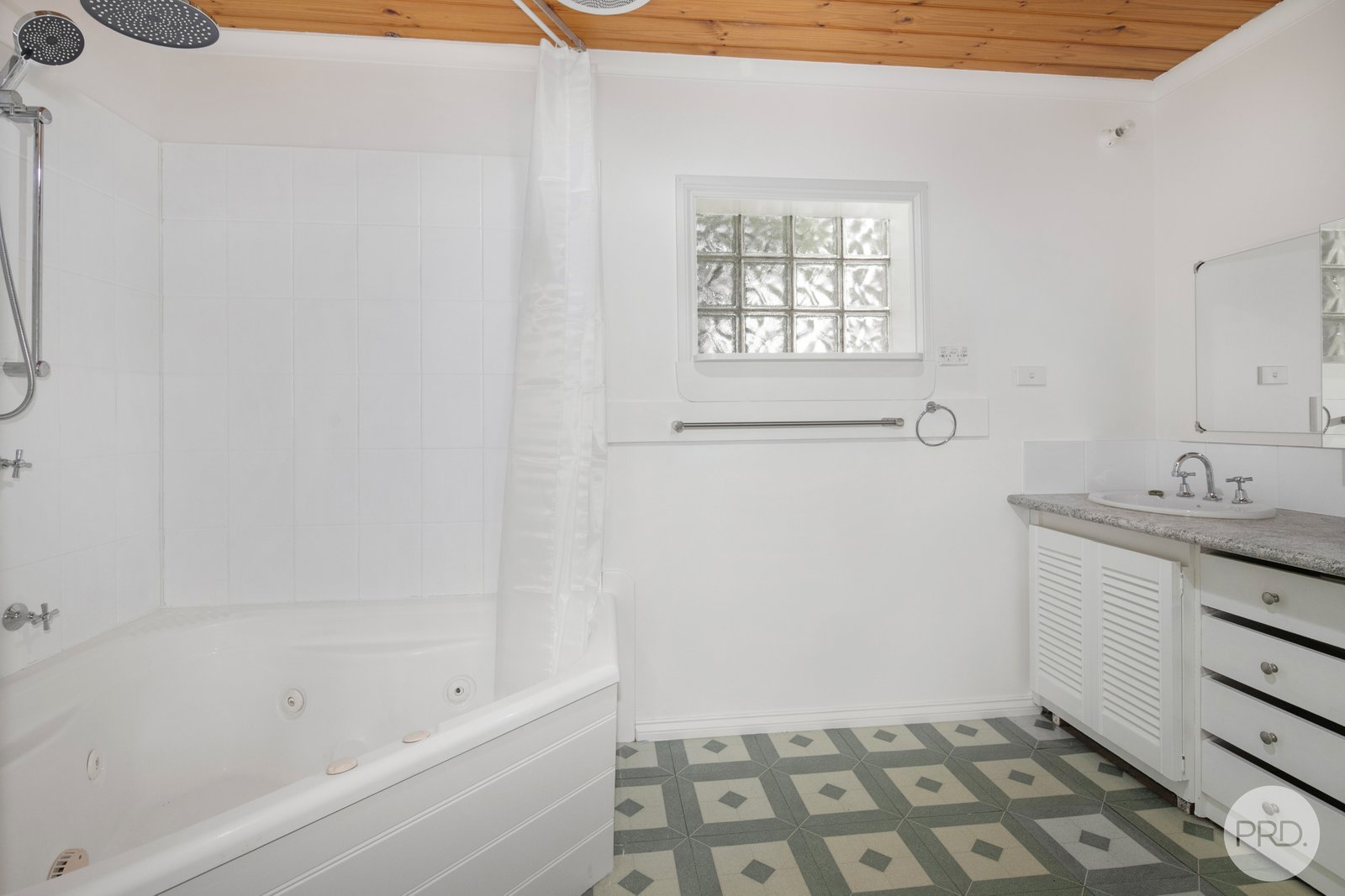 16 Stocks Street GOLDEN POINT 11