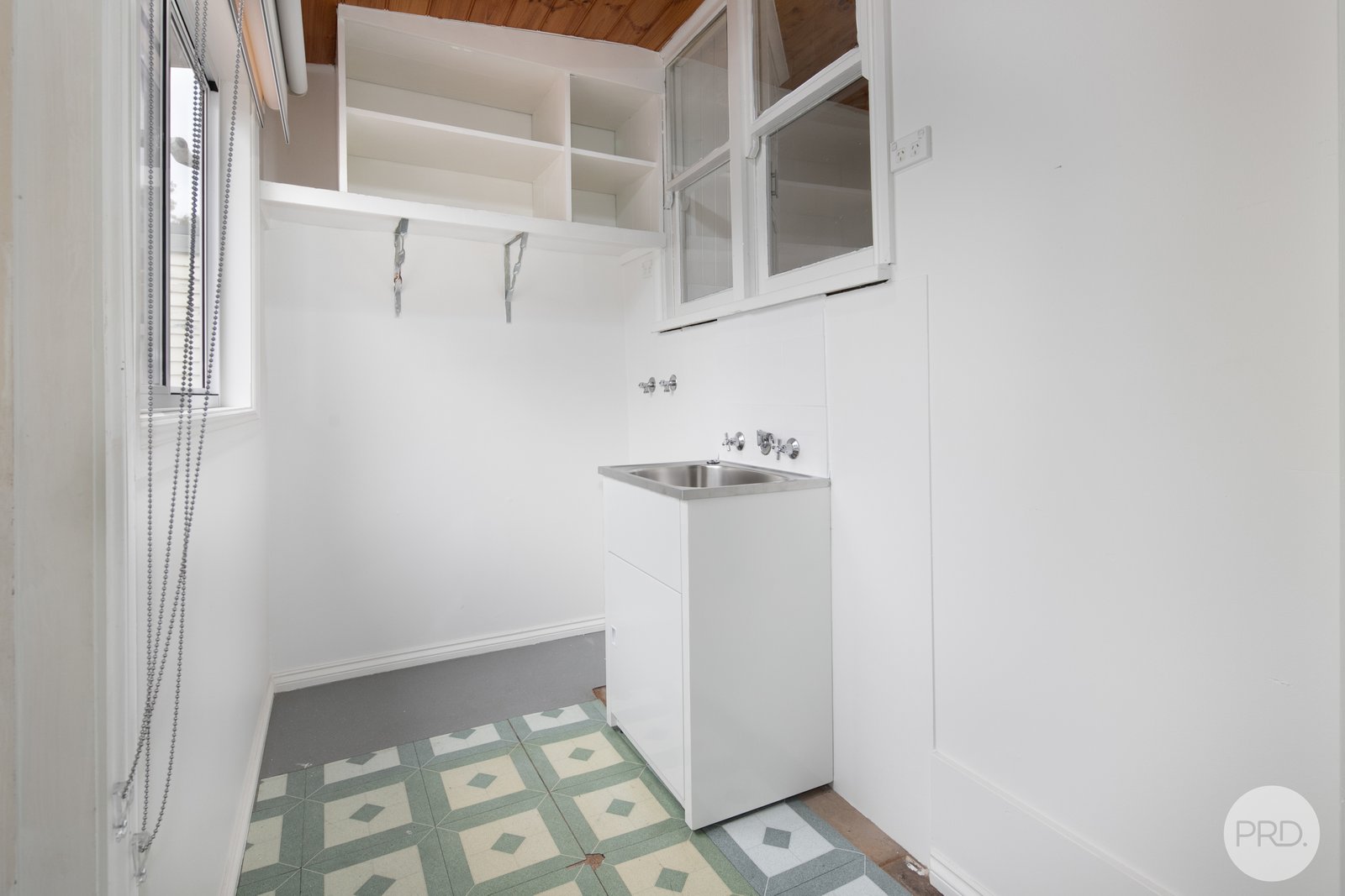 16 Stocks Street GOLDEN POINT 12