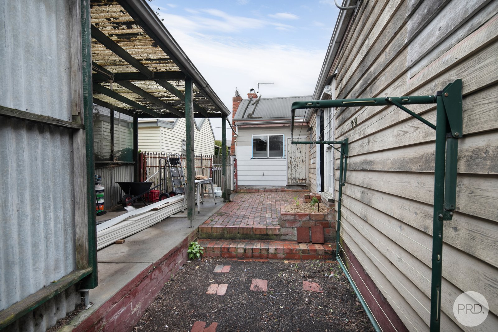 16 Stocks Street GOLDEN POINT 13