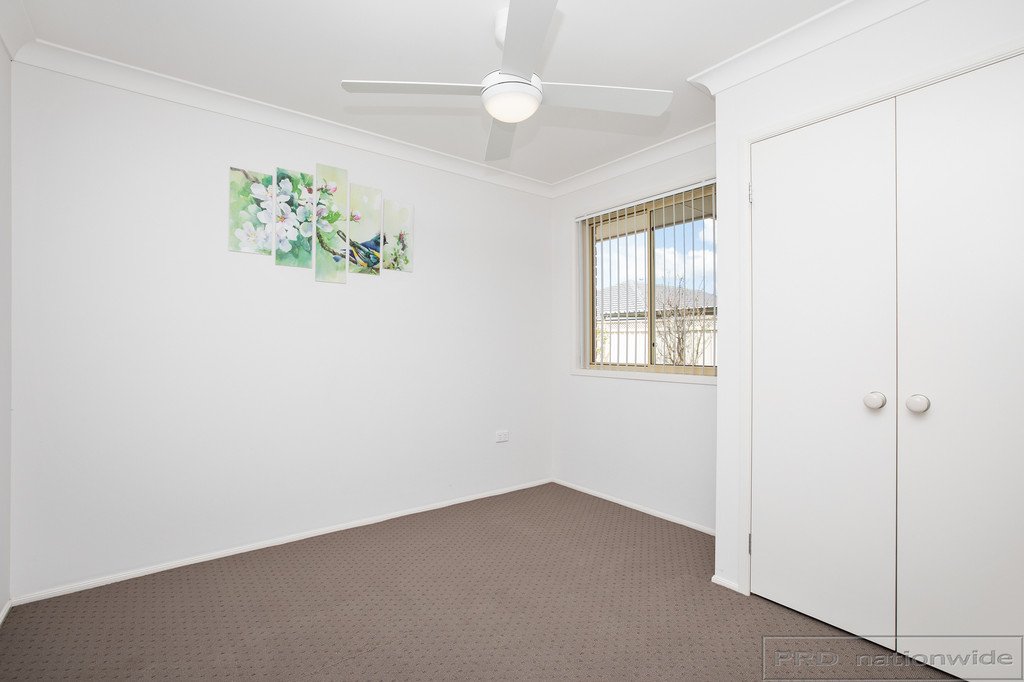 16 Streeton Drive METFORD 10