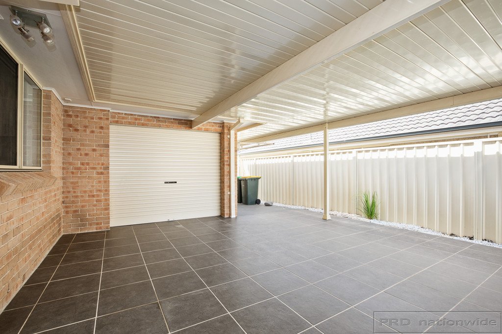 16 Streeton Drive METFORD 15