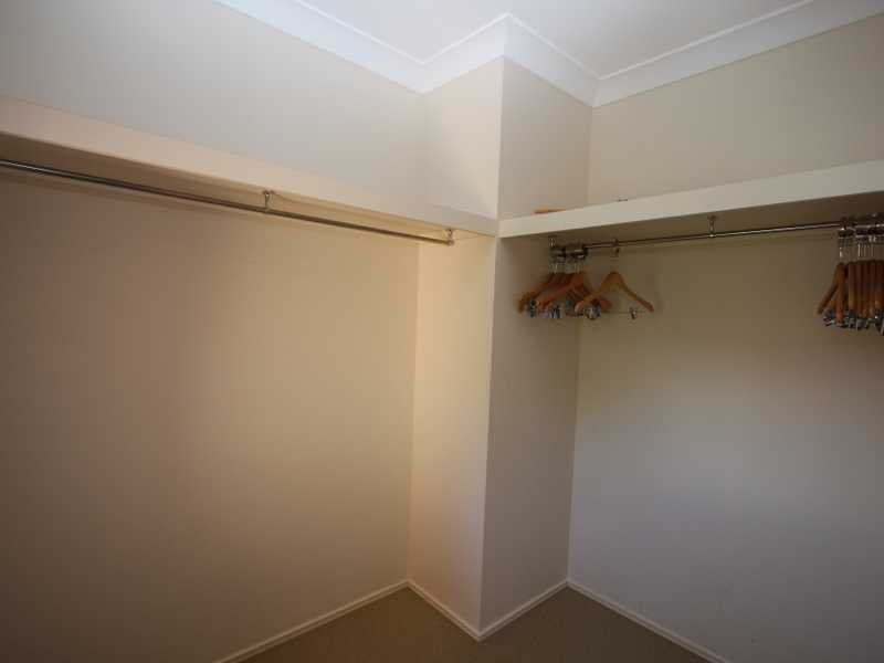 16 Sugargum Court MOLENDINAR 9