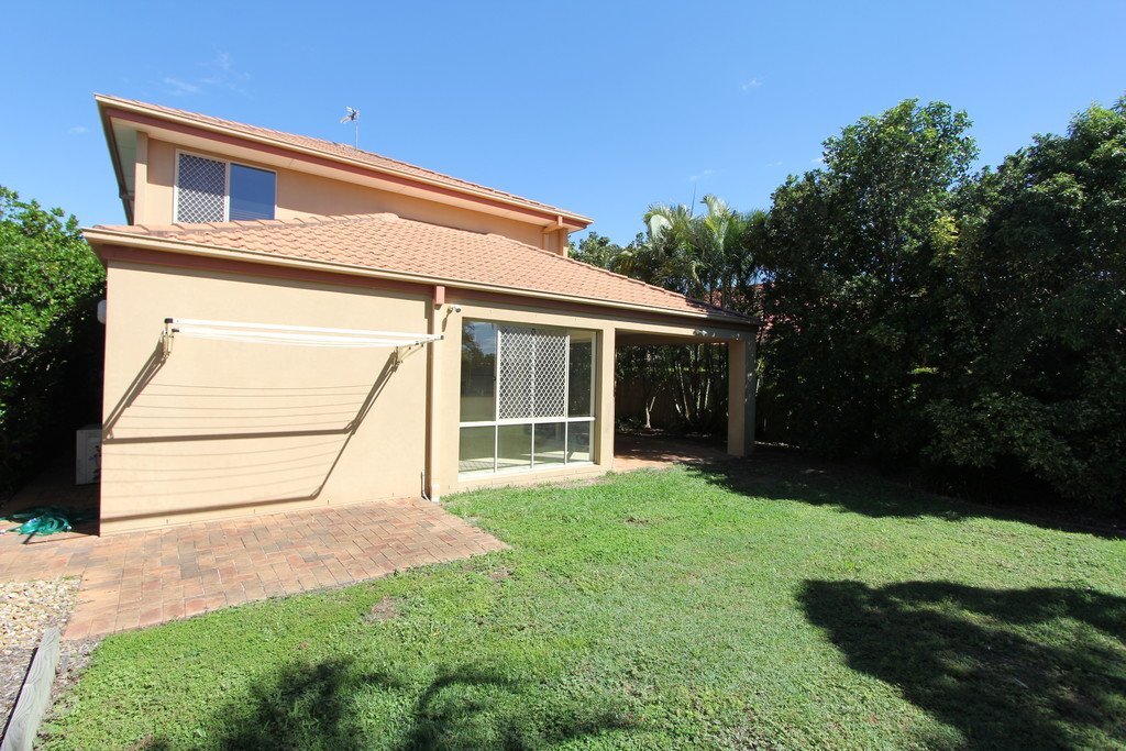 16 Sugargum Court MOLENDINAR 18