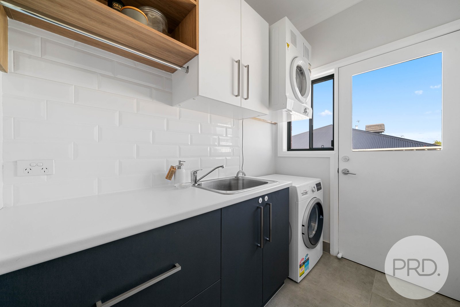 16 Sunvale Crescent ESTELLA 15