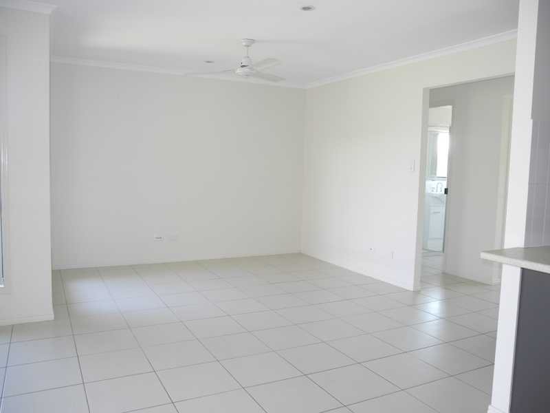 16 Surita Court BOYNE ISLAND 8