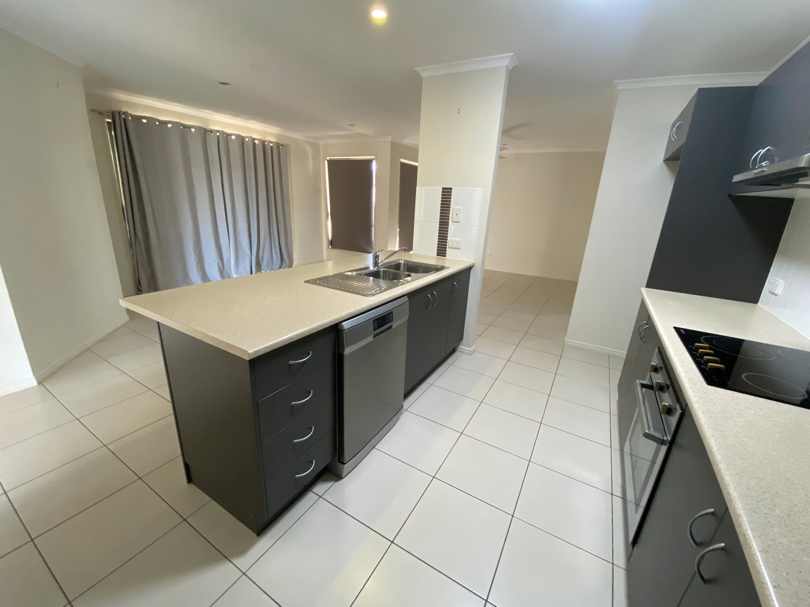 16 Surita Court BOYNE ISLAND 5