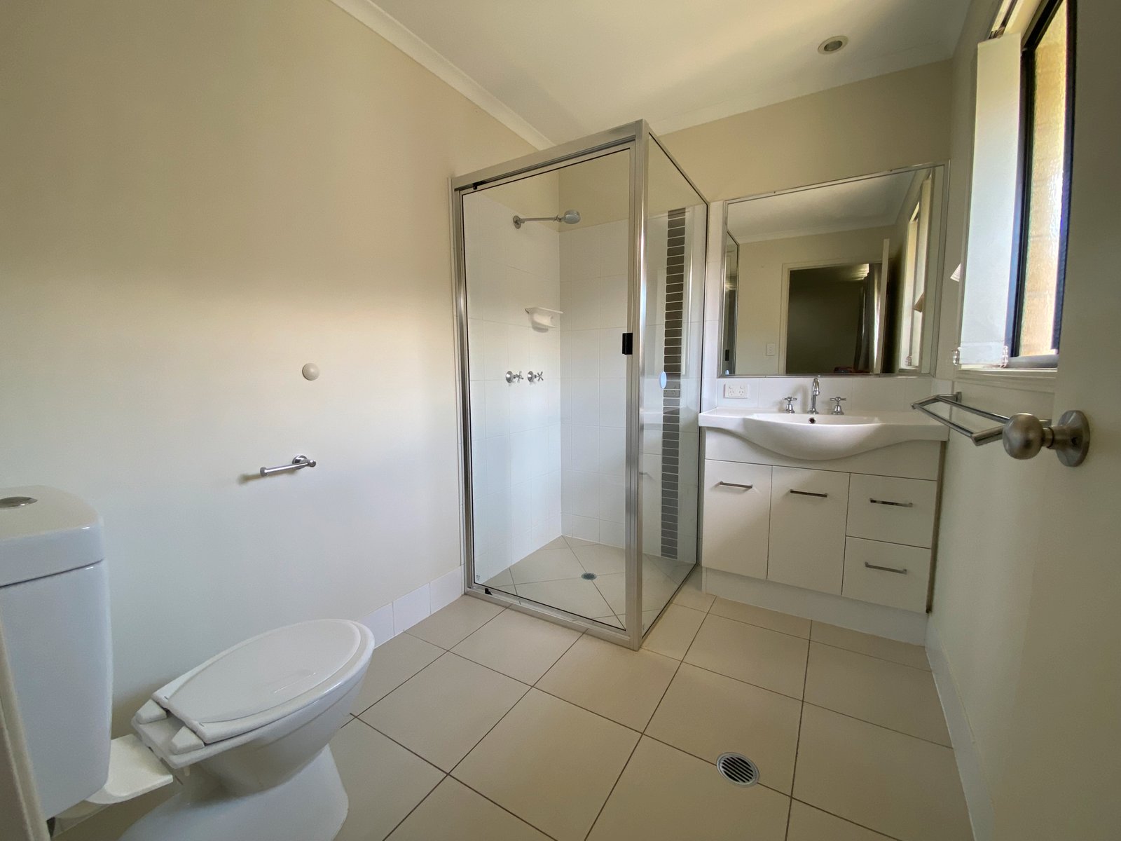 16 Surita Court BOYNE ISLAND 8