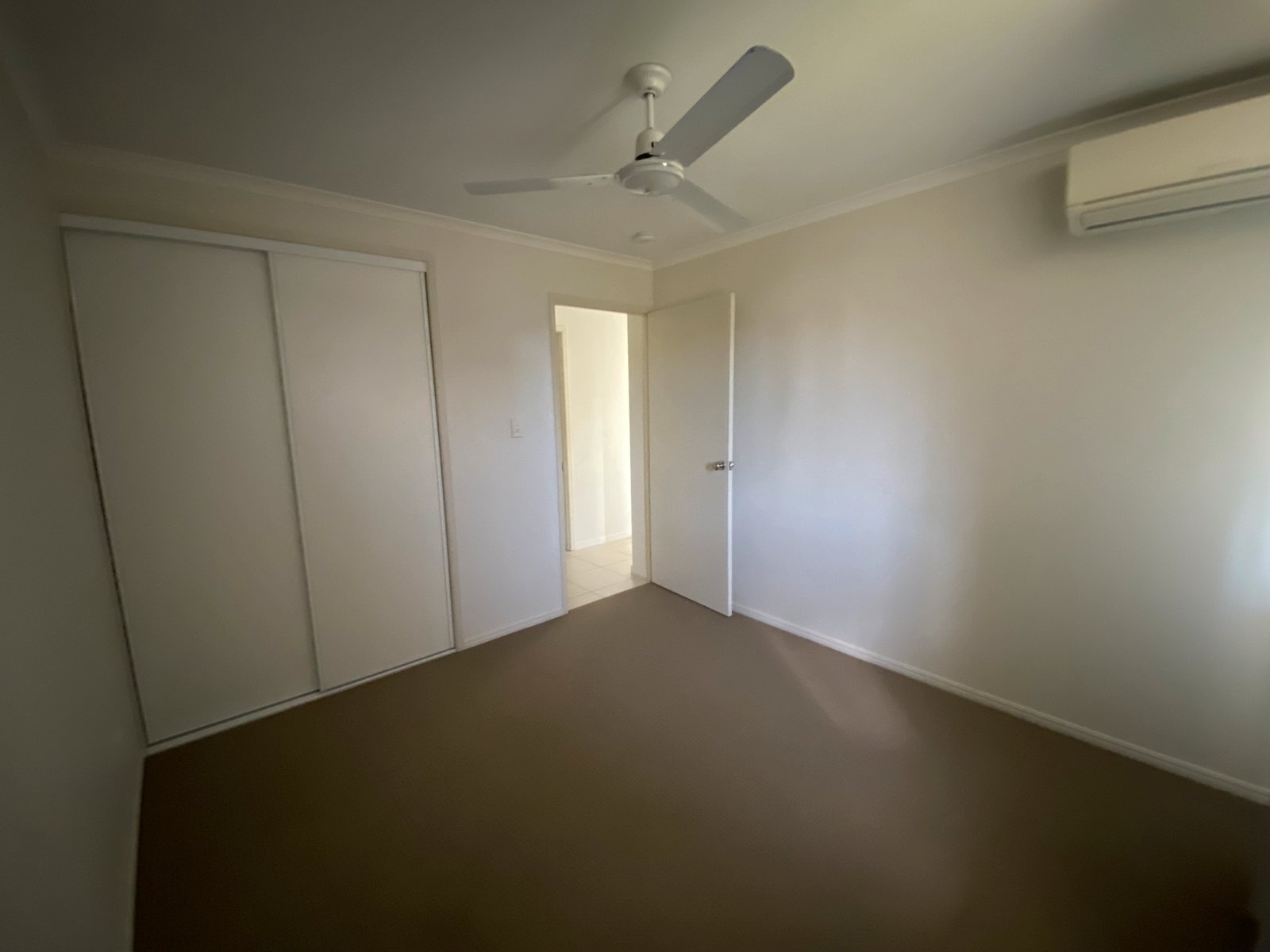 16 Surita Court BOYNE ISLAND 16