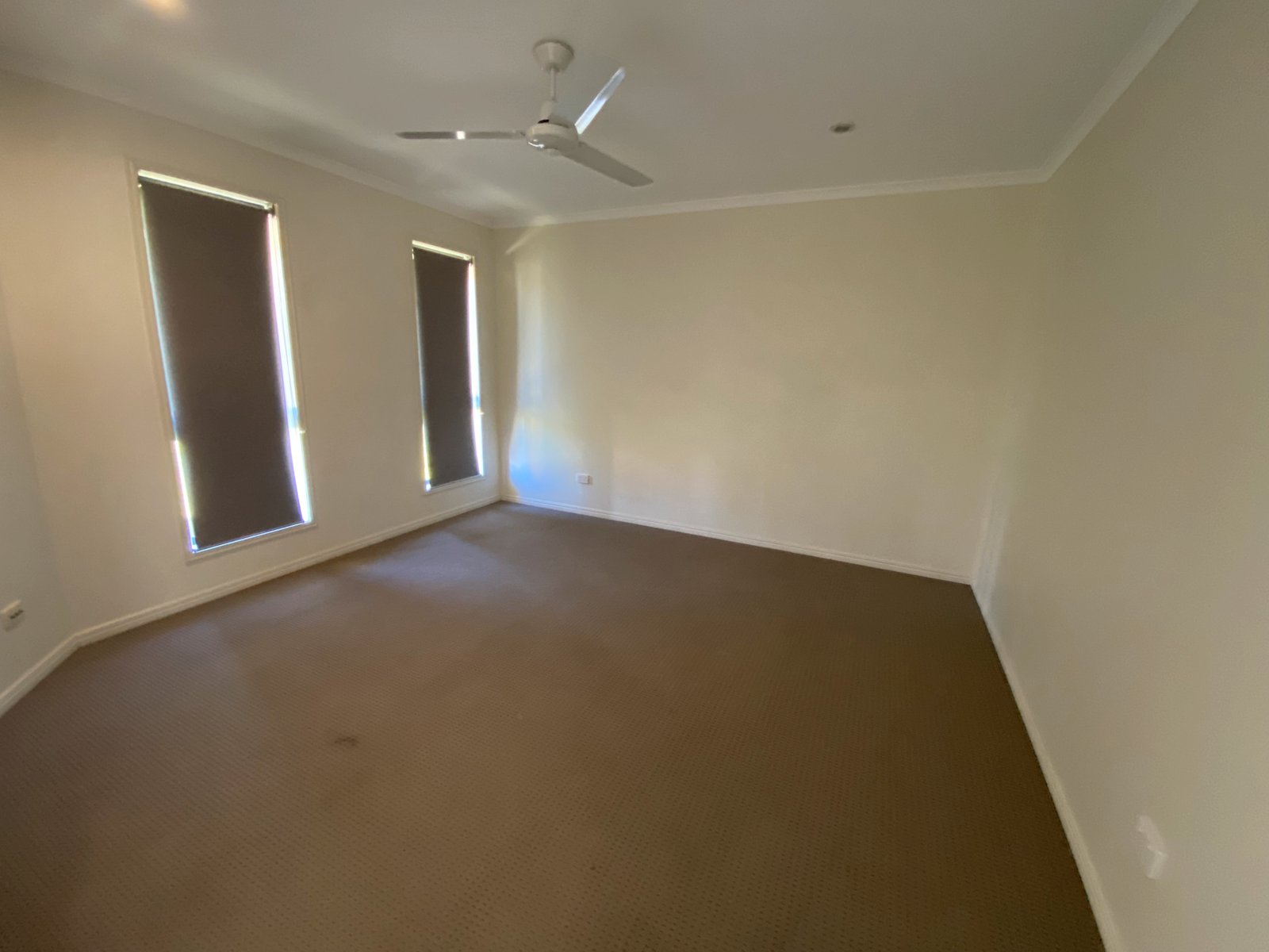 16 Surita Court BOYNE ISLAND 17