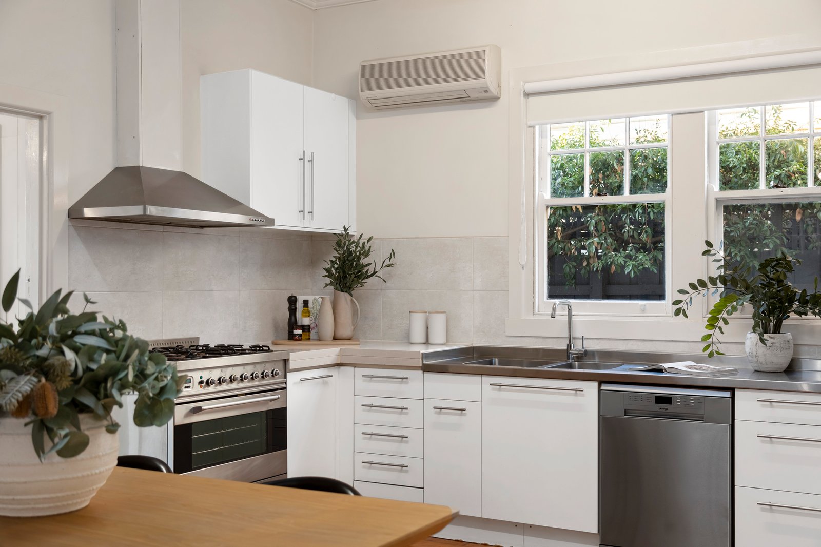 Real Estate and Property in 16 Susan Street, Sandringham, VIC