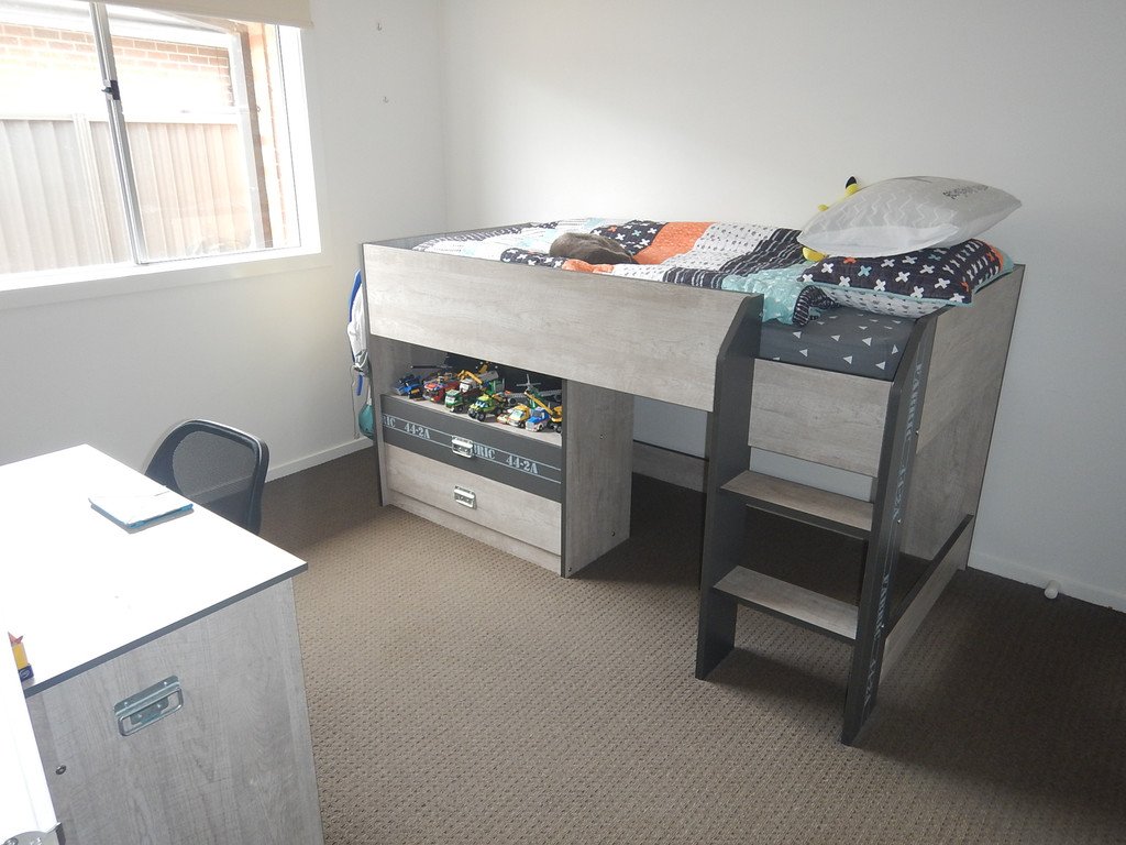 16 Sutcliffe Street Lucas 12