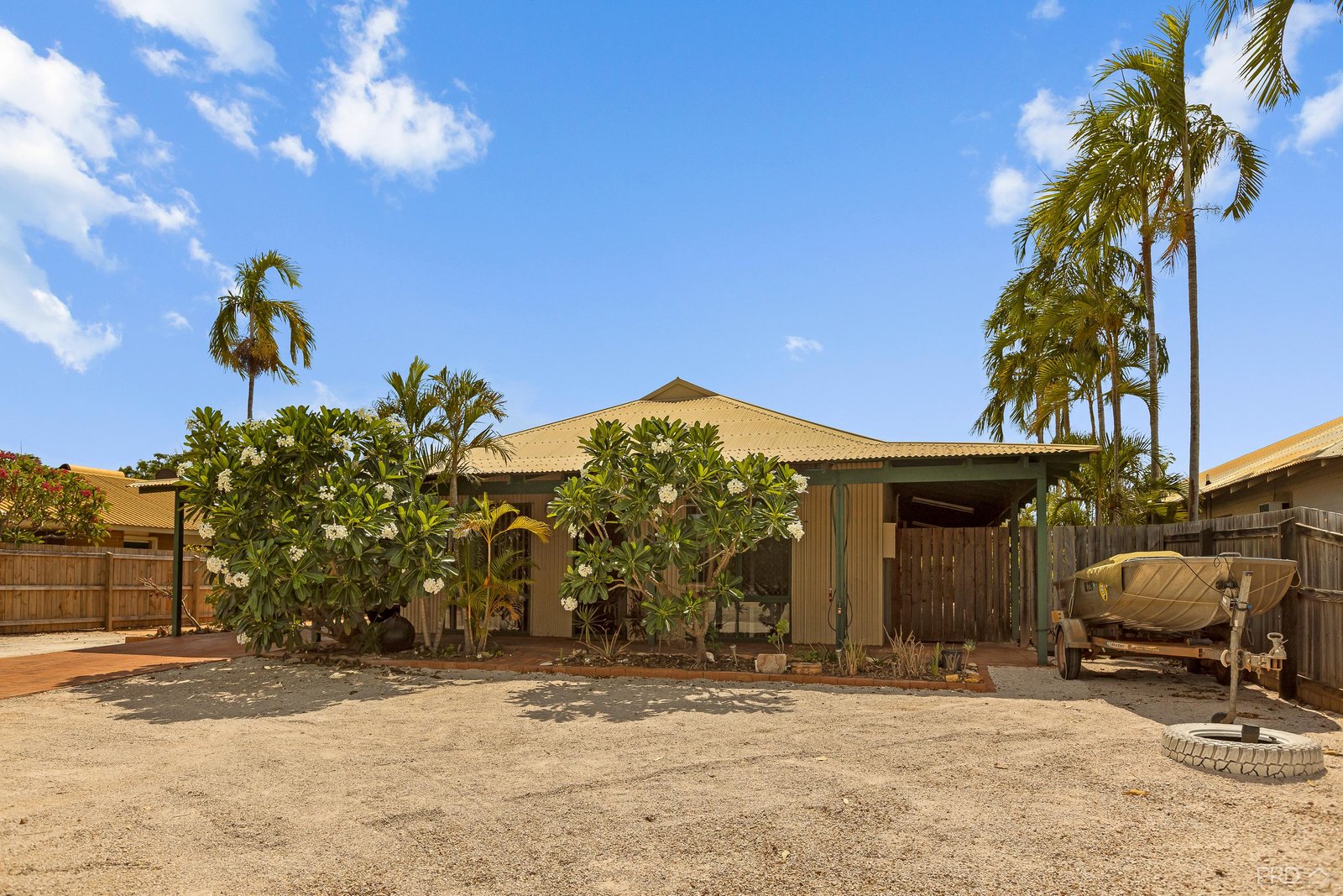 16 Taiji Road CABLE BEACH 14