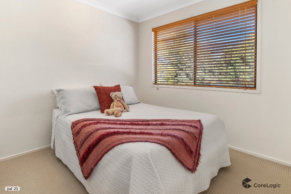 16 Talofa Street ASHMORE 12