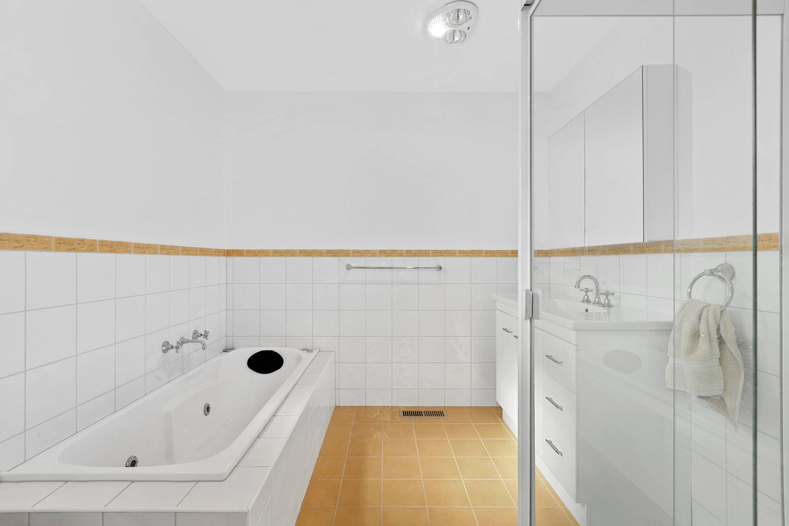 Real Estate and Property in 16 Terry Avenue, Sorrento, VIC