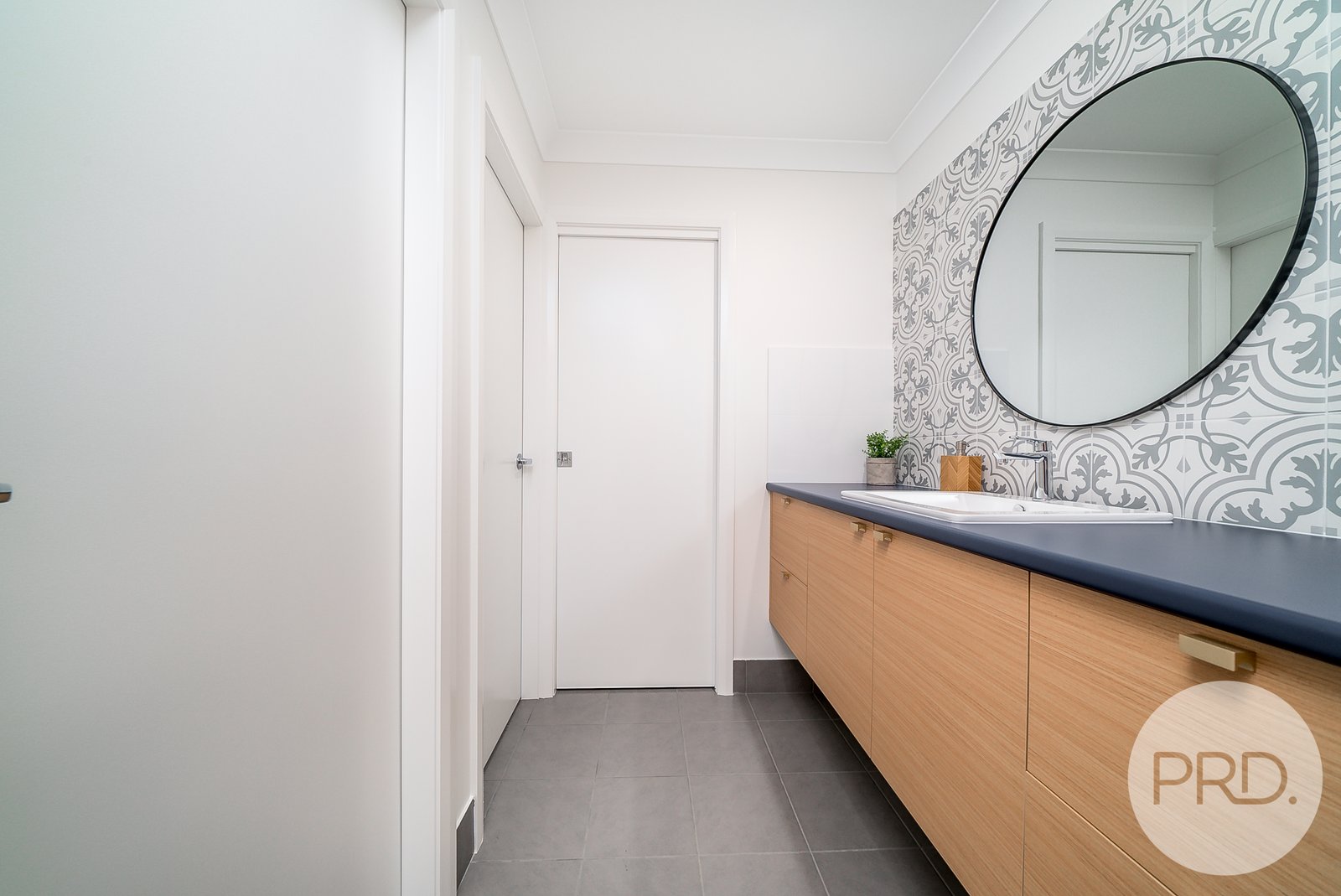 16 Thane Court LLOYD 12