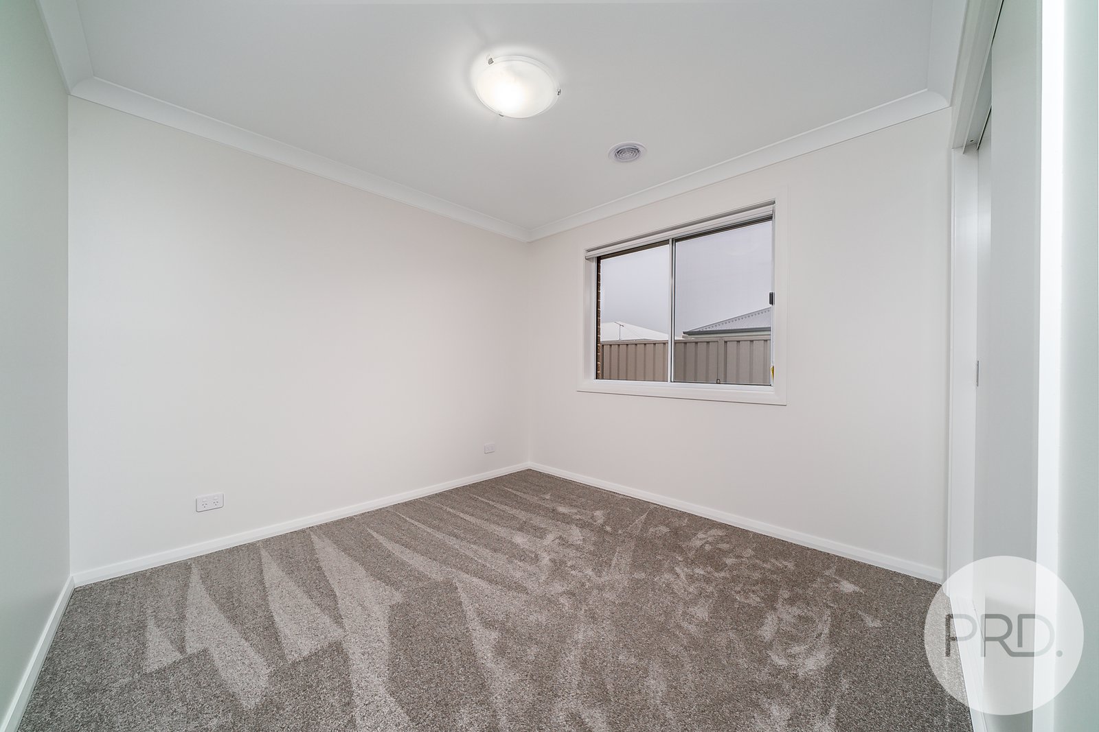 16 Thane Court LLOYD 15