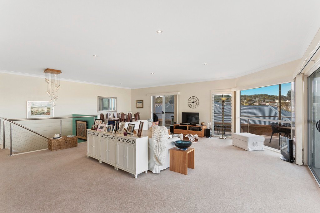 16 The Mainsail  BOAT HARBOUR 6