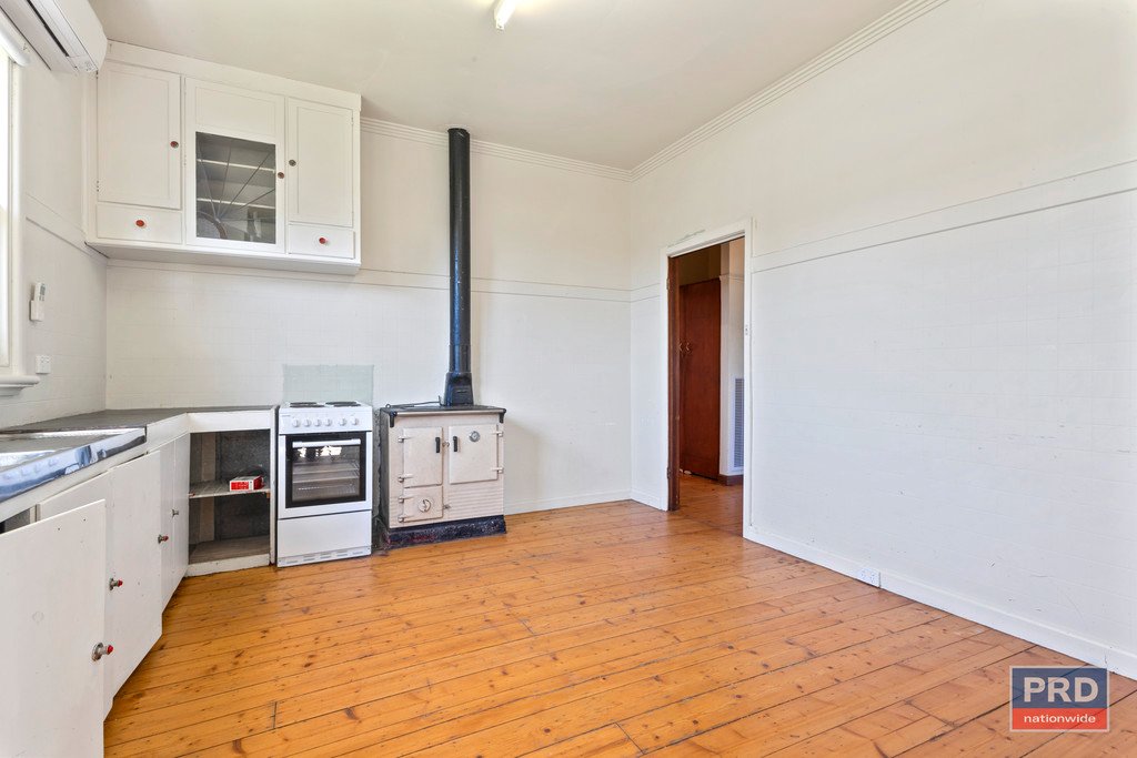 16 Thomas Street IRONBARK 8