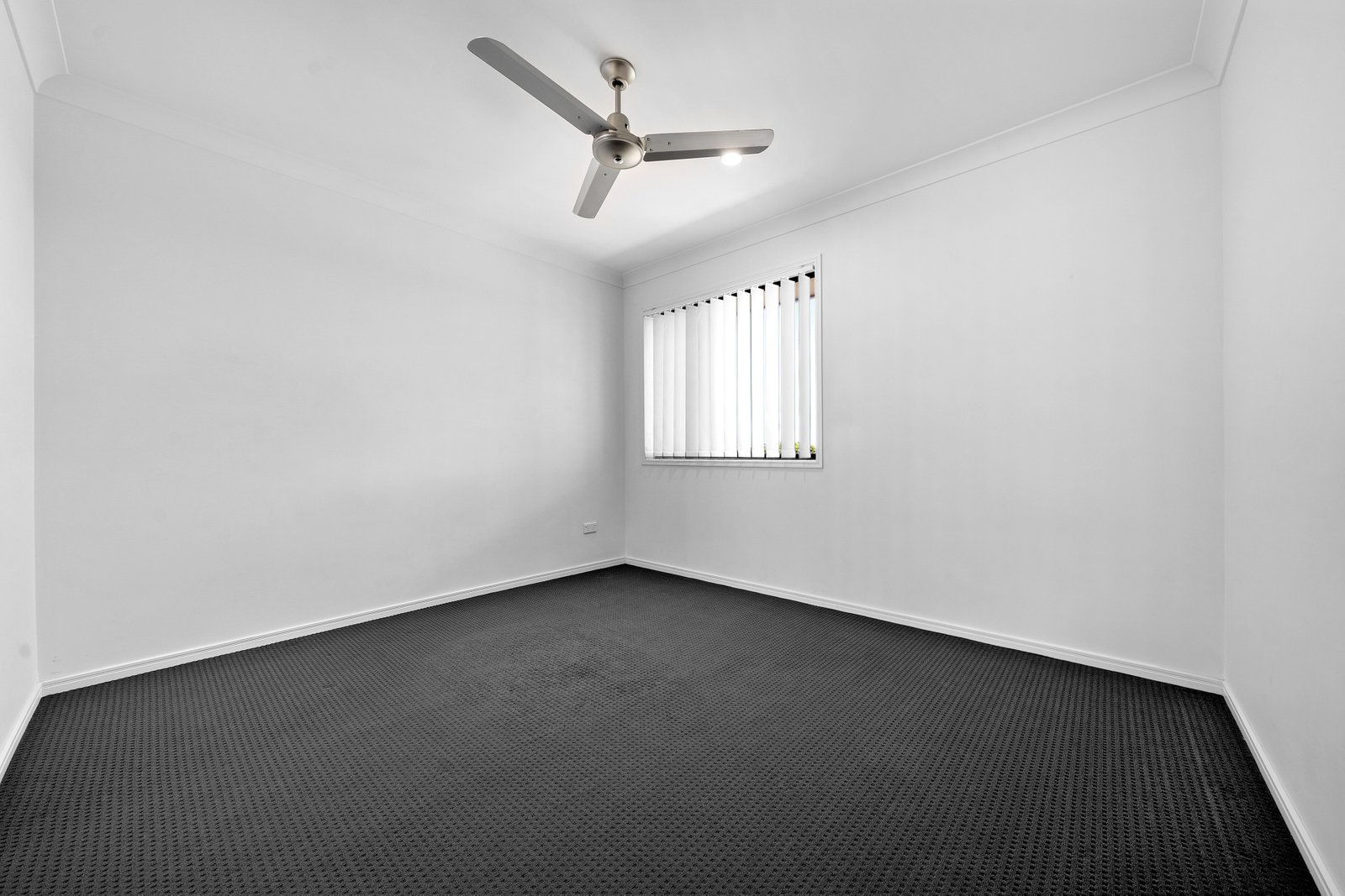 16 Thompson Street ZILLMERE 4