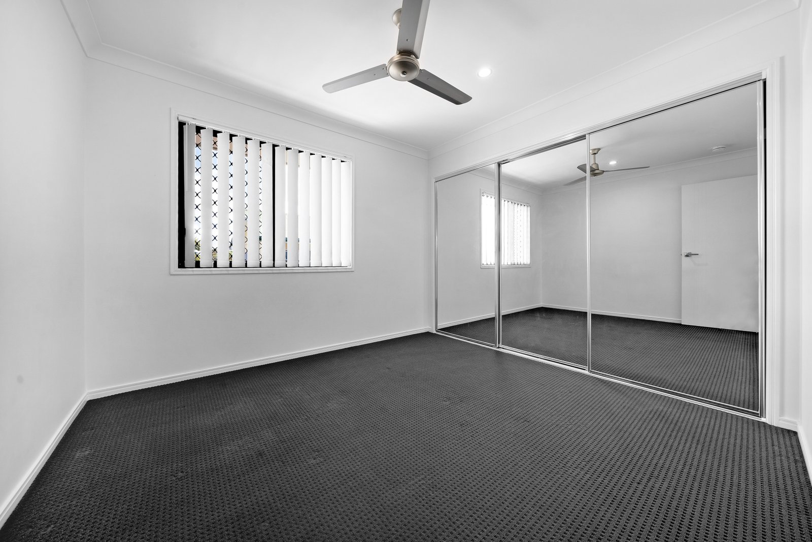 16 Thompson Street ZILLMERE 6