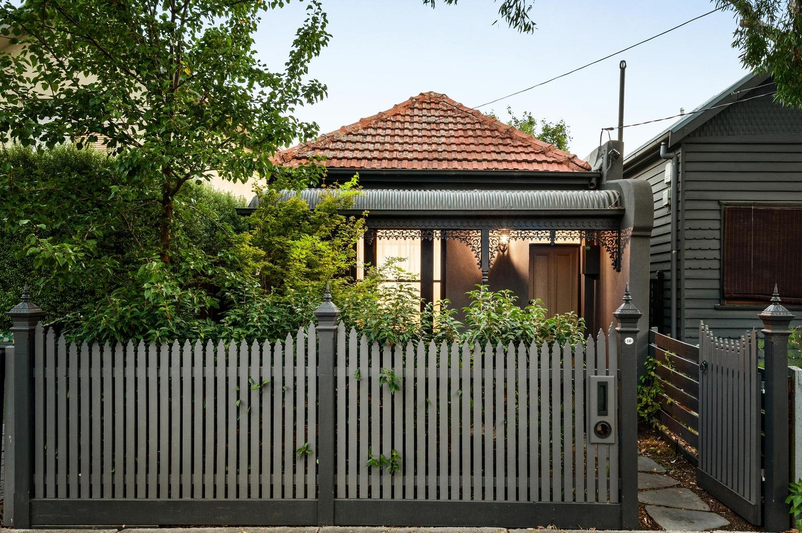 16 Thomson Street, Northcote VIC 3070