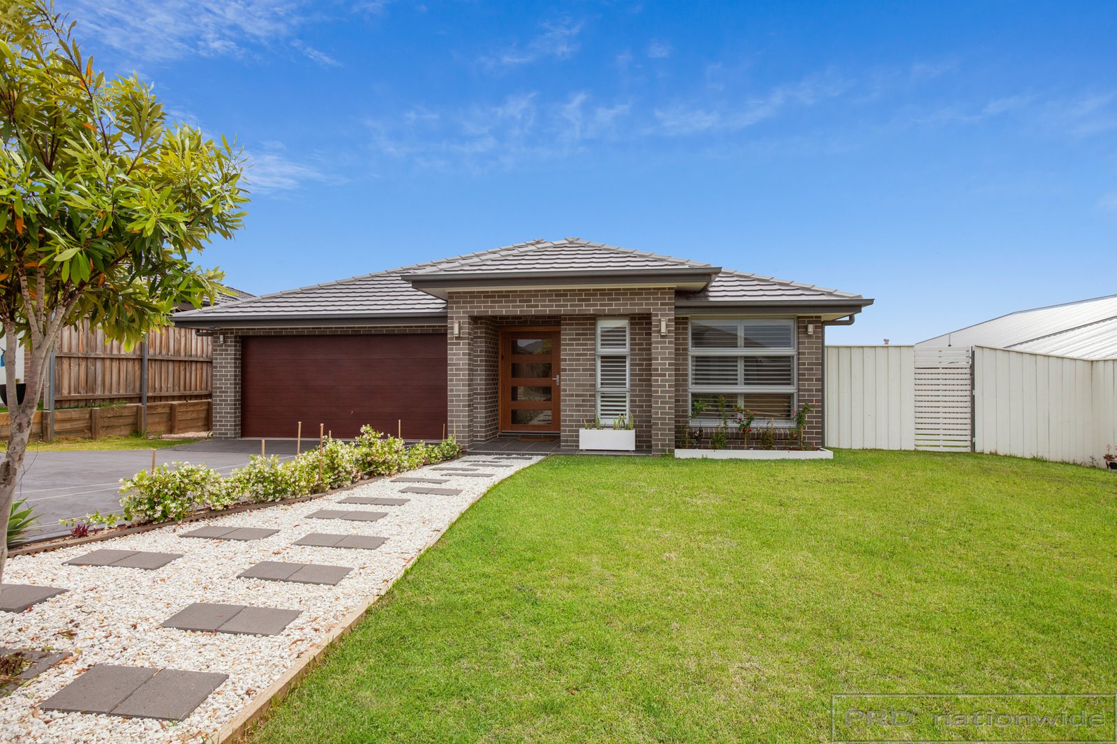 16 Threadtail Street CHISHOLM 1