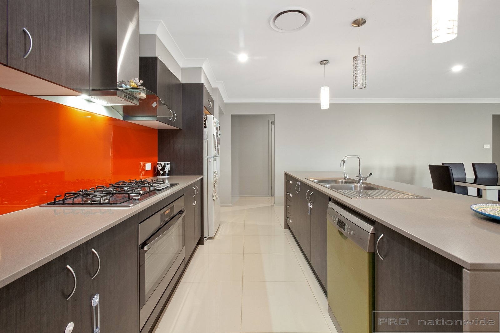 16 Threadtail Street CHISHOLM 4