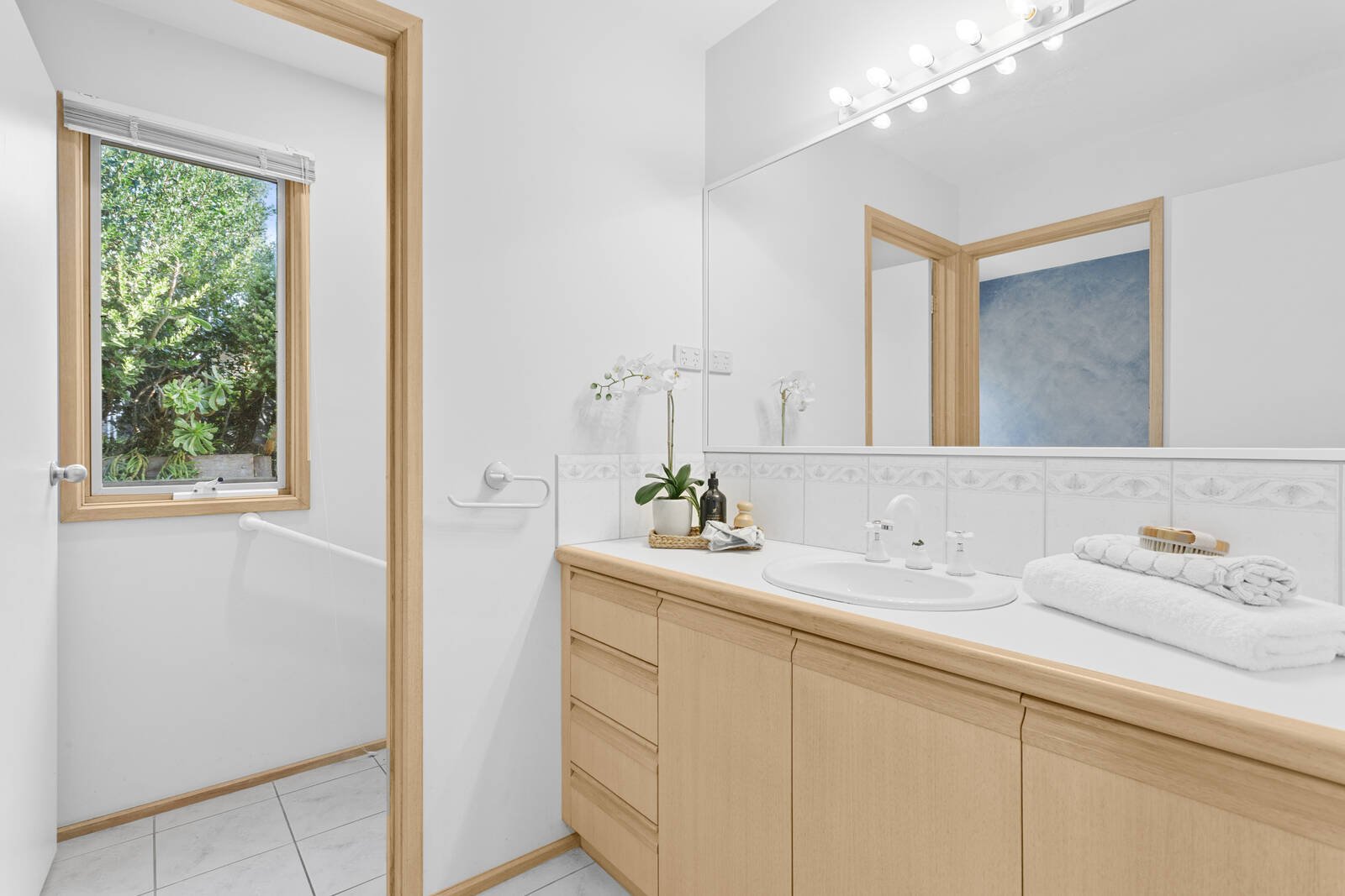 Real Estate and Property in 16 Timaru Close, Sorrento, VIC