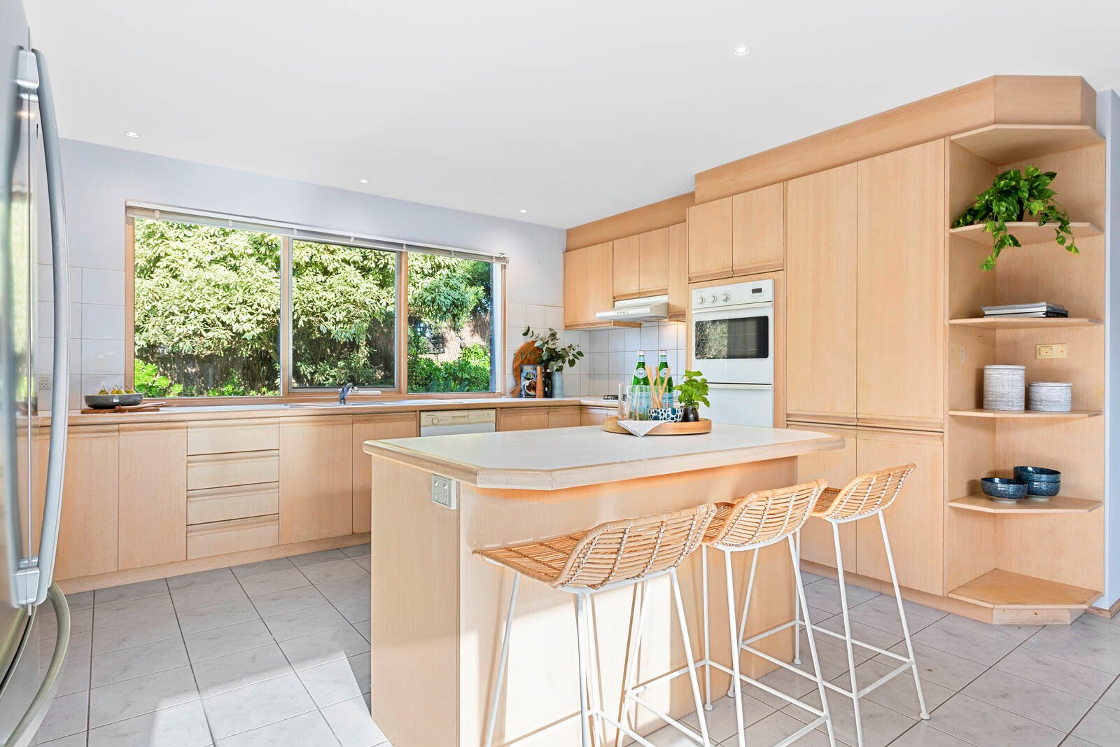 Real Estate and Property in 16 Timaru Close, Sorrento, VIC