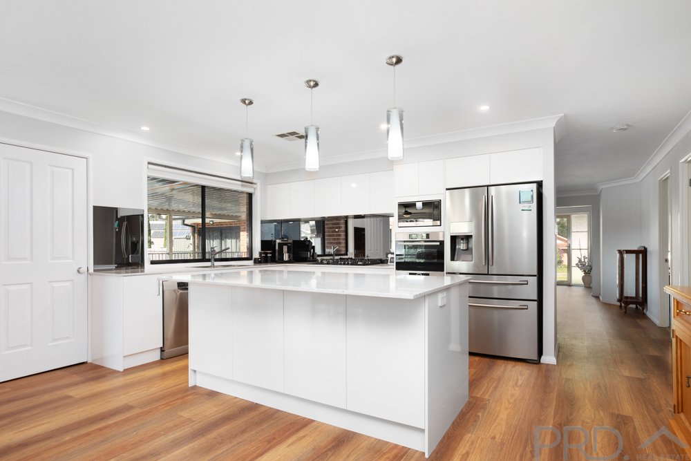 16 Tipperary Drive ASHTONFIELD 3