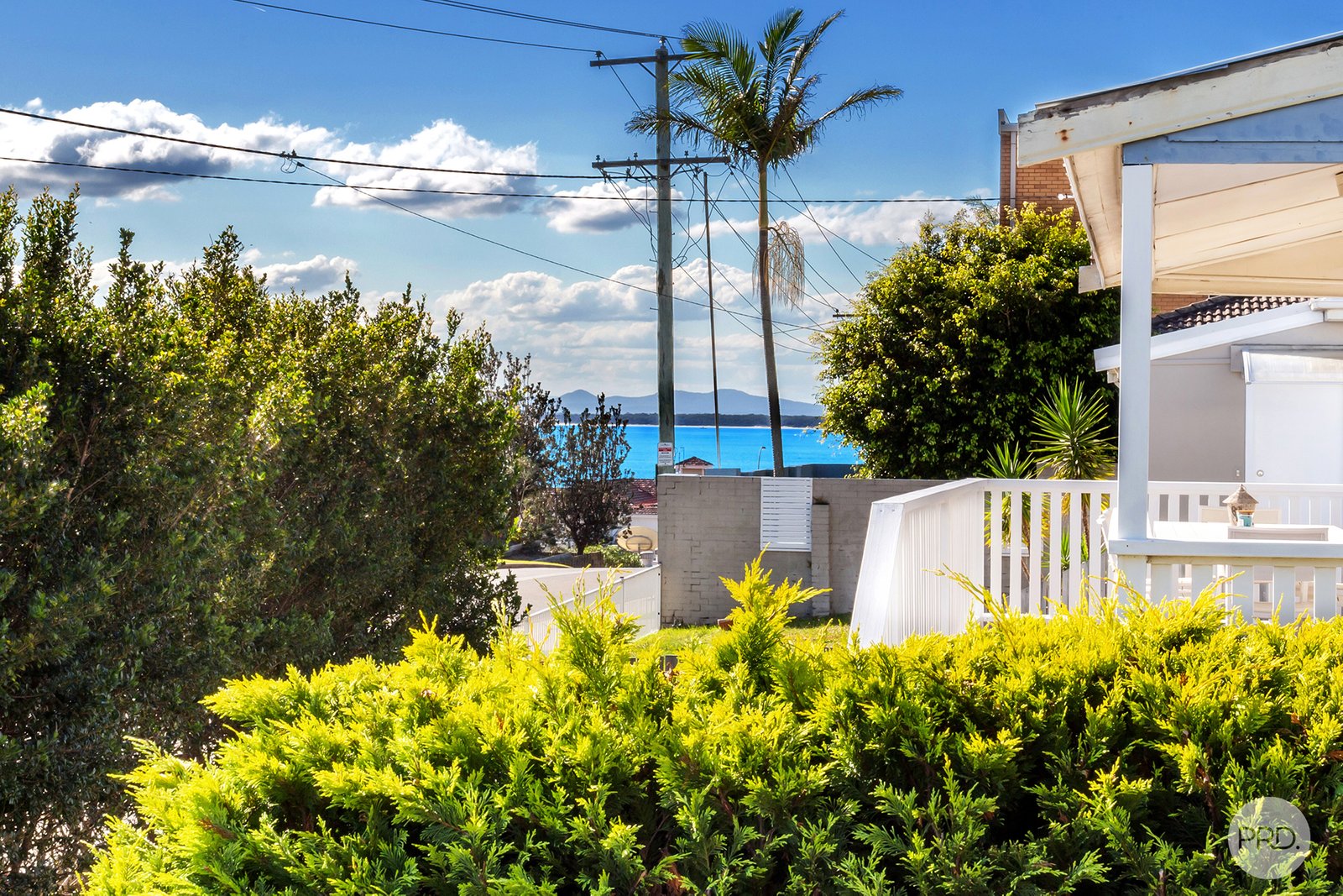 16 Tomaree Road SHOAL BAY 2