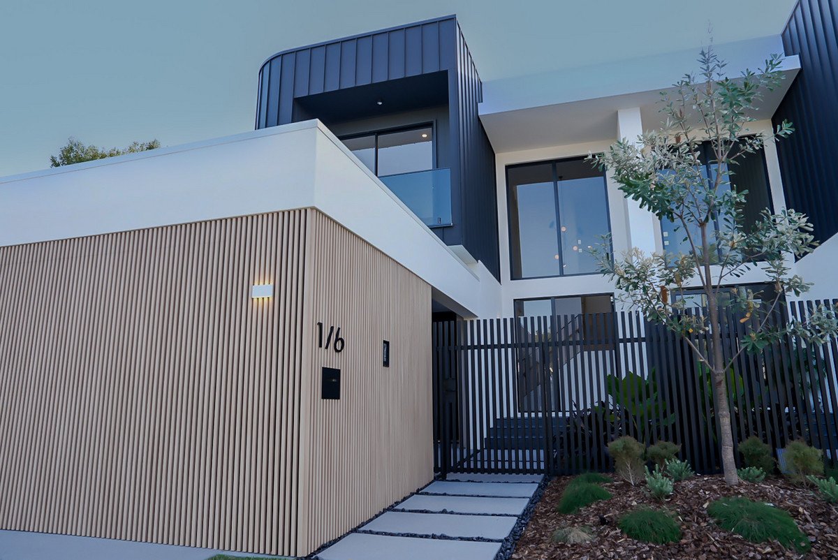 1/6 Topaz Court Hollywell 1