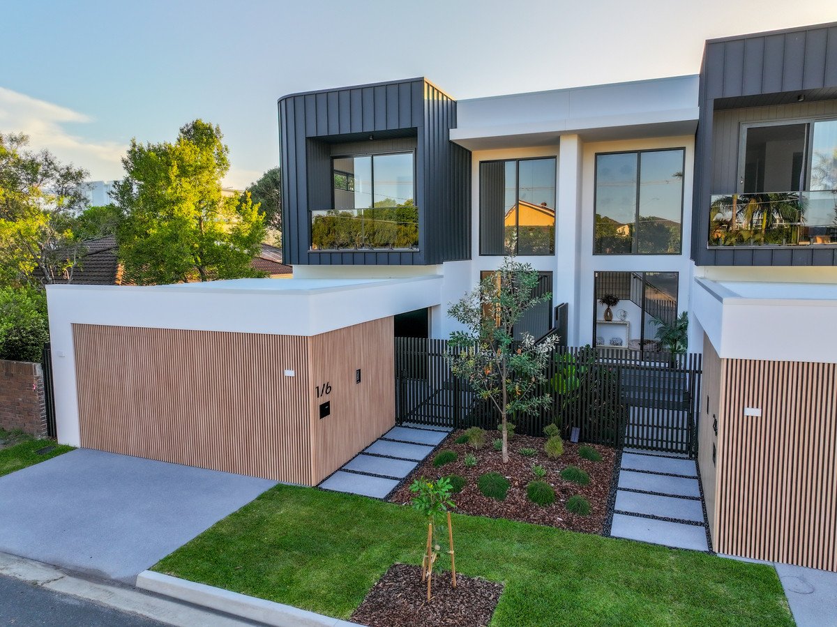 1/6 Topaz Court Hollywell 29