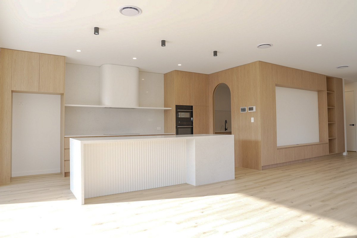 1/6 Topaz Court Hollywell 8