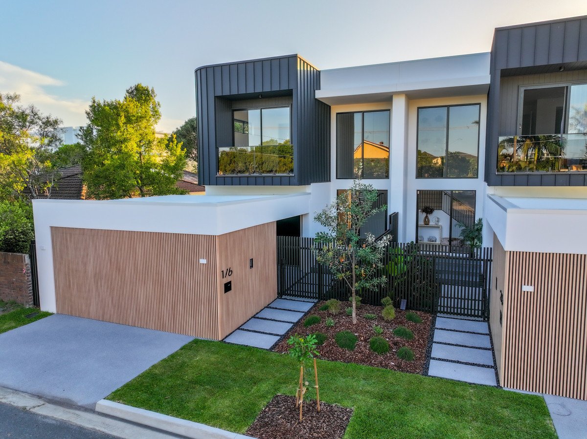 1/6 Topaz Court Hollywell 29