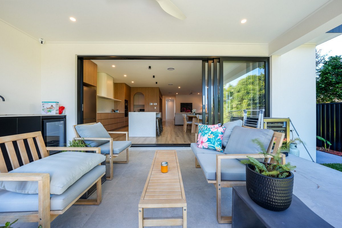 1/6 Topaz Court Hollywell 2