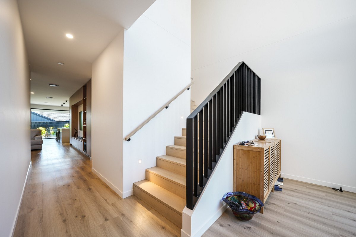 1/6 Topaz Court Hollywell 28
