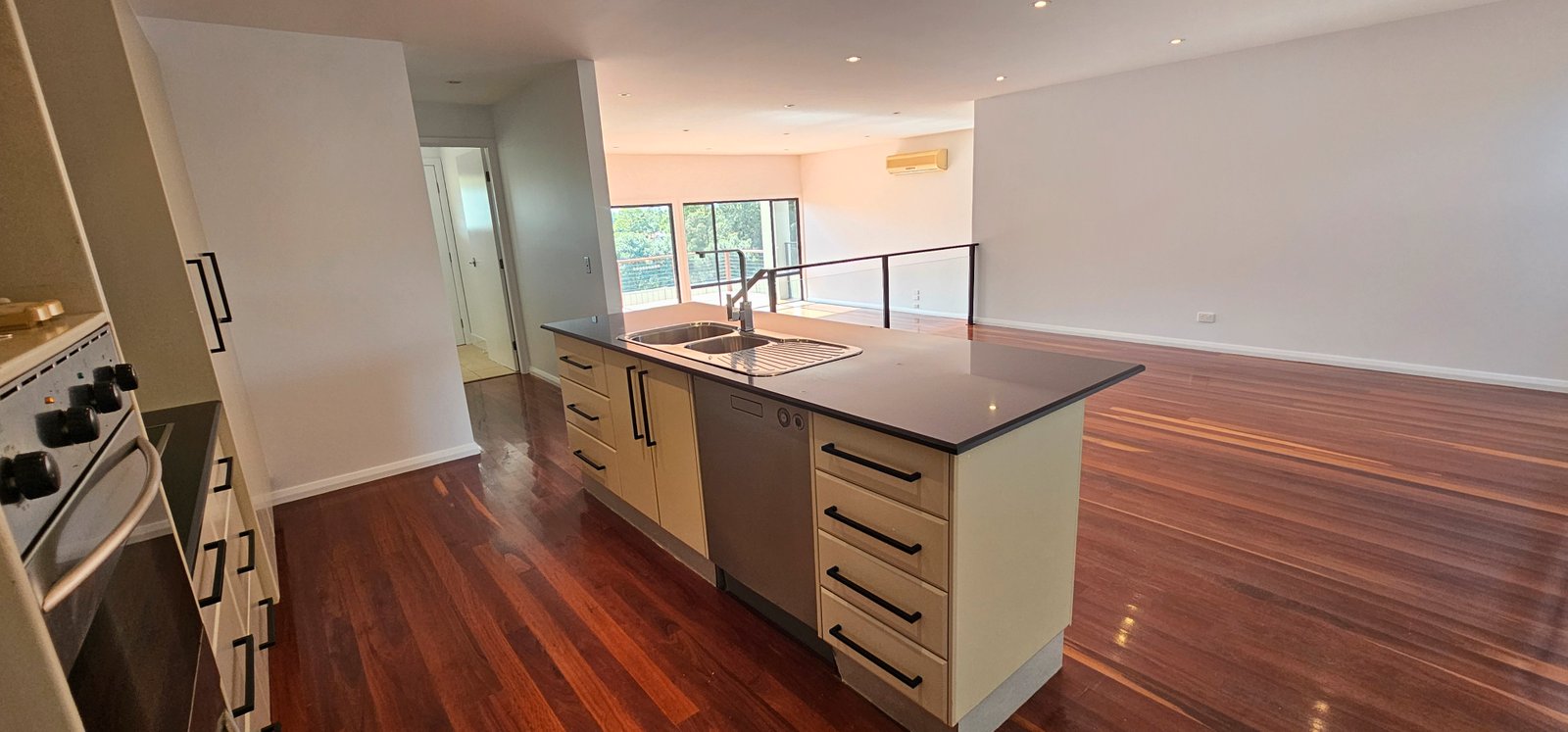 16 Tranquility Close KORORA 6