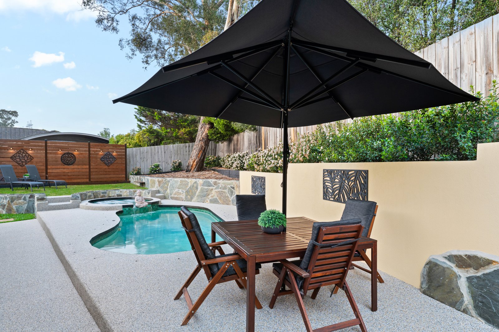 Real Estate and Property in 16 Treetop Terrace, Plenty, VIC