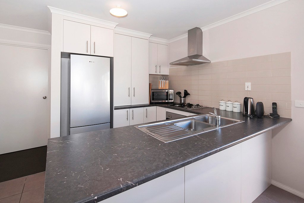 16 Tristan Drive SEBASTOPOL 5