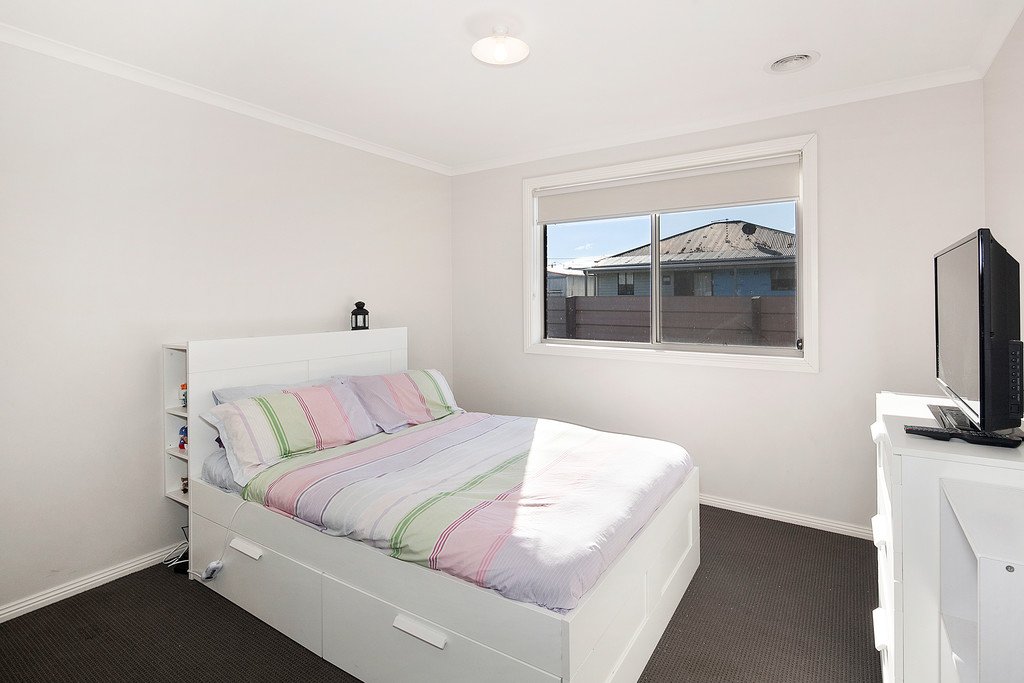 16 Tristan Drive SEBASTOPOL 9