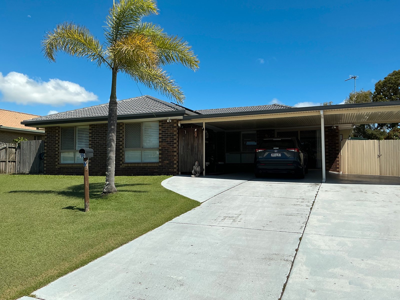 16 Tristania Crescent URANGAN 3