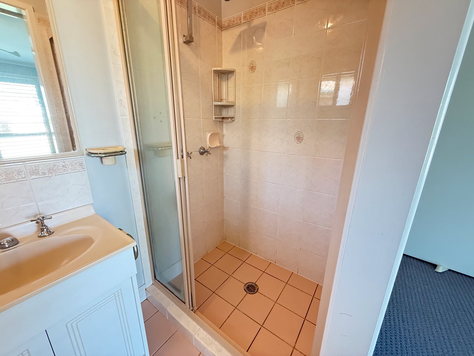 16 Tristania Crescent URANGAN 12