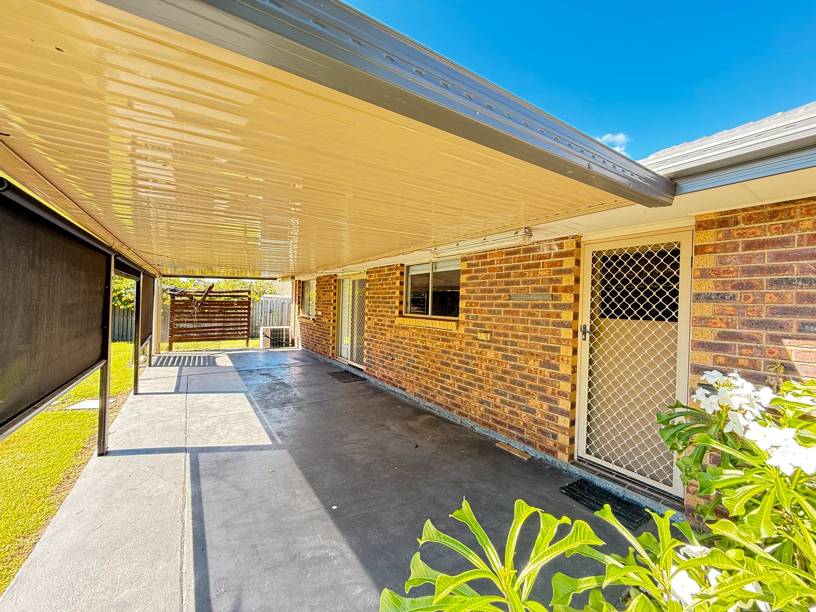 16 Tristania Crescent URANGAN 3
